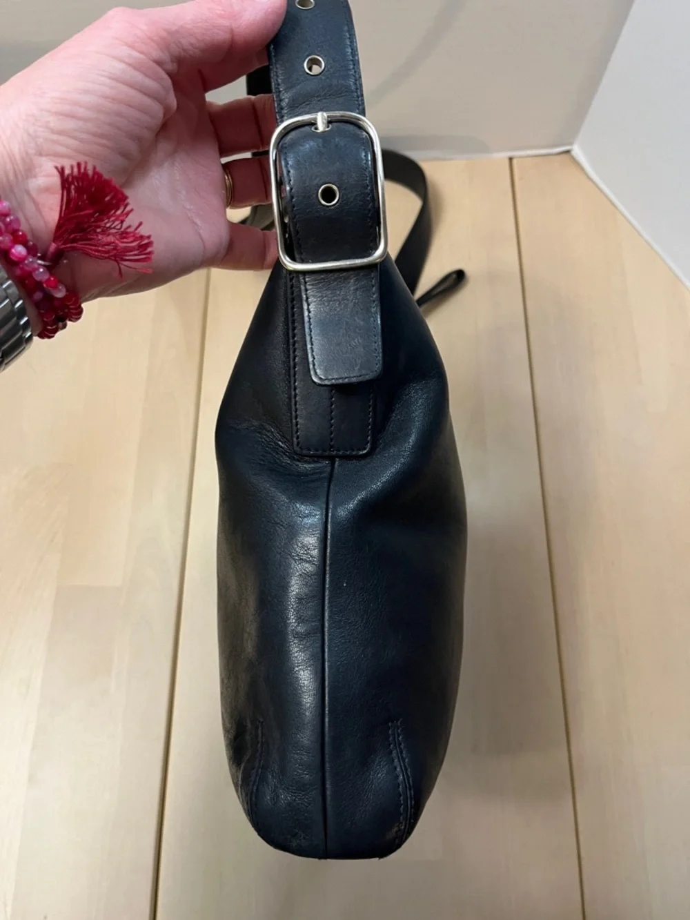 Vintage Coach Black Leather Legacy Slim Duffel 9325 Crossbody Shoulder Bag Purse